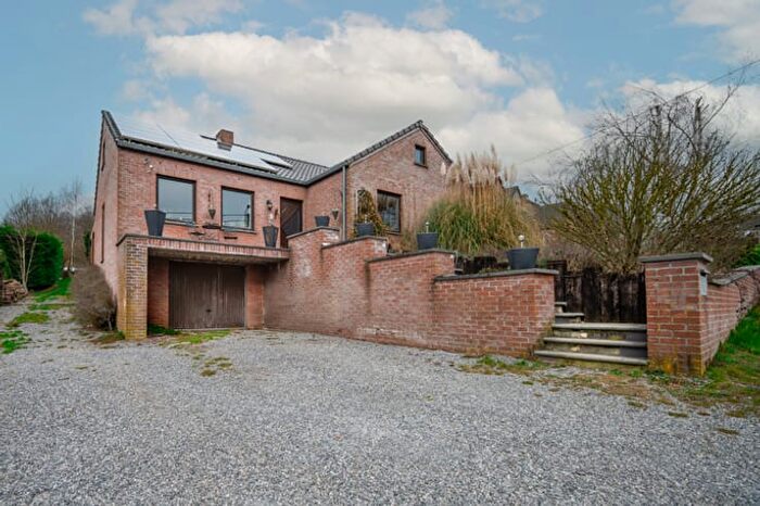 Maison 5 pièces à vendre - Rue sur le dos, Anhée Bioul