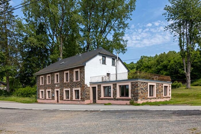 Maison 8 pièces à vendre à Heuem, Sankt Vith