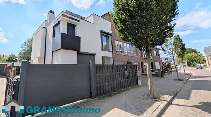 Maison 3 pièces à Karel Haegensstraat, Zele, à vendre