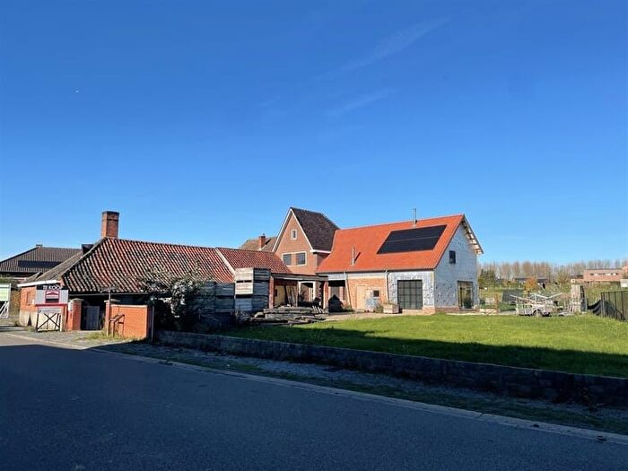 Steenweg Vrolingen, WELLEN : Maison 6 pièces à vendre