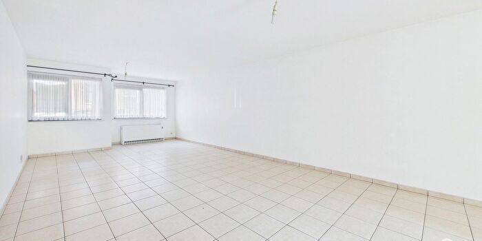 Appartement 3 pièces à vendre - Moeskroen, Henegouwen