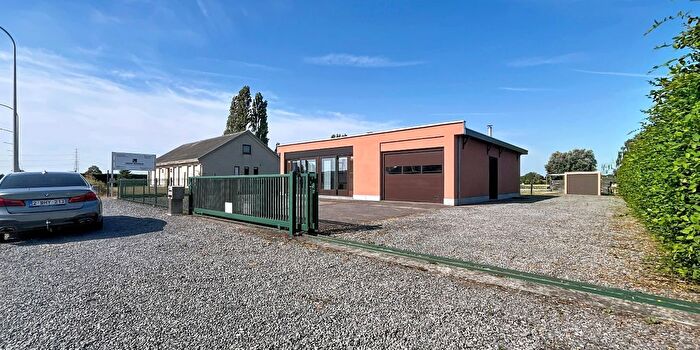 Maison à Grote Baan, Zomergem, à louer