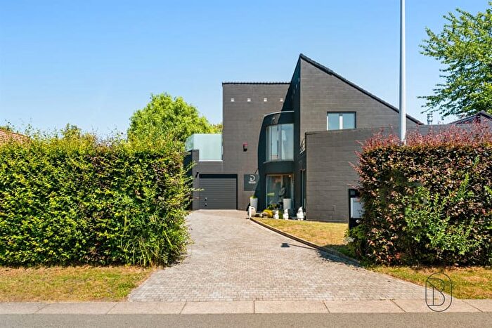 Maison 3 pièces à vendre à Sterrestraat, Aalbeke