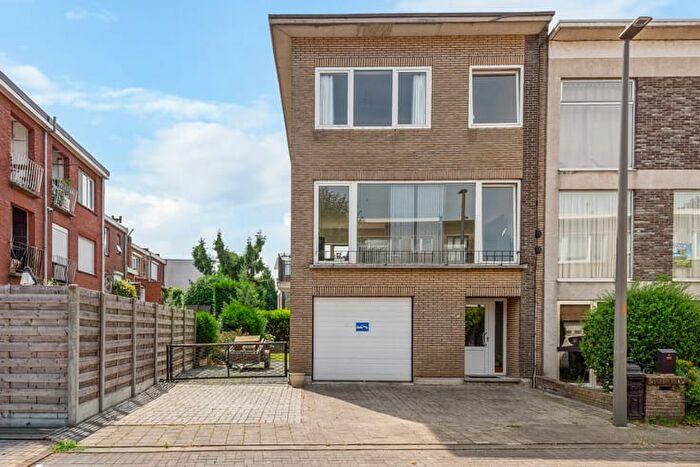 Lammergierstraat, Antwerpen Deurne : Maison 3 pièces à vendre