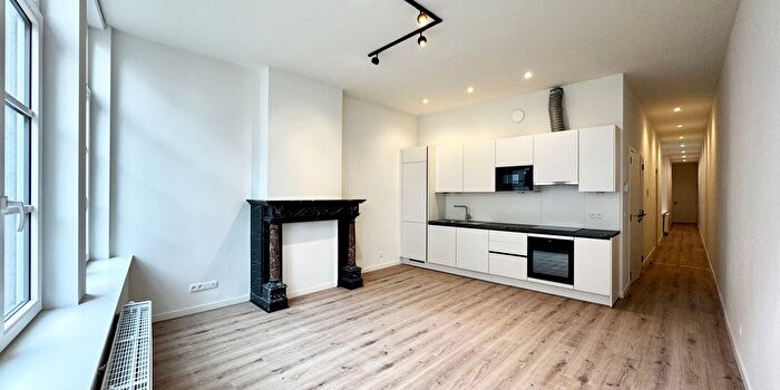 Namur, Namen : Appartement 2 pièces à louer