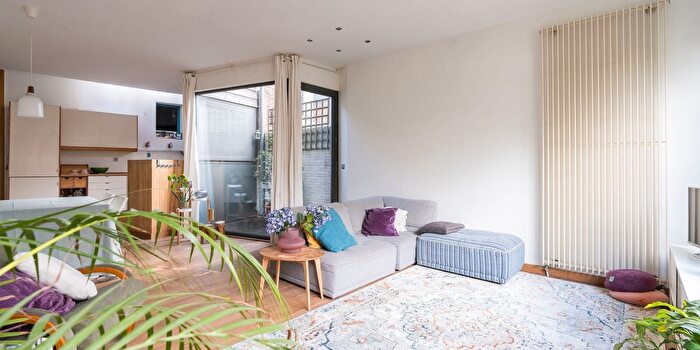 SintCamillusstraat, Wilrijk - Maison 3 pièces à vendre