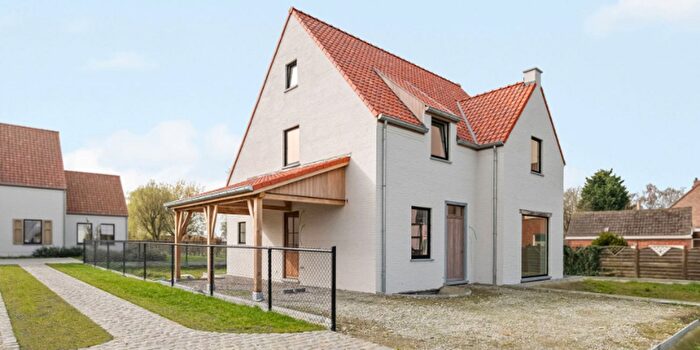 Maison 3 pièces à vendre à Diksmuidesteenweg, Hooglede