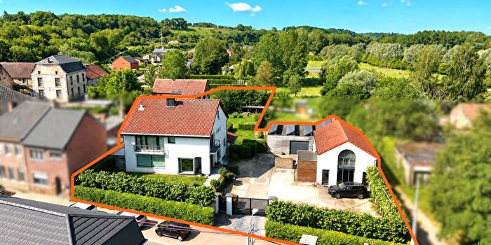 Rue Guillaume Fraikin, Bassenge : Maison 7 pièces à vendre