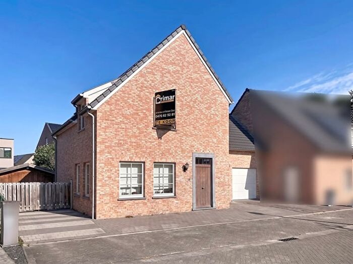 Maison 3 pièces à Pinnemanstraat, LOKEREN, à vendre