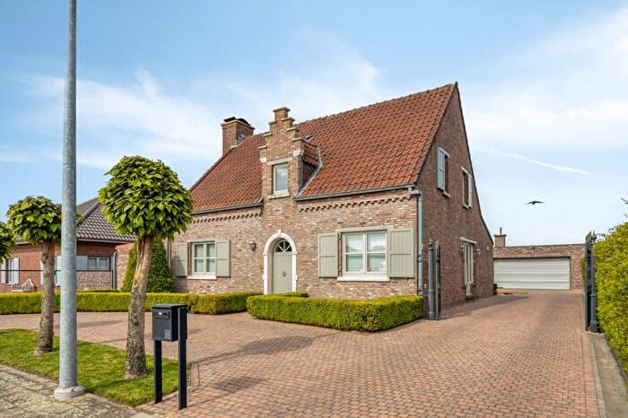 Maison 16 pièces à vendre à Polderstraat, Meerdonk