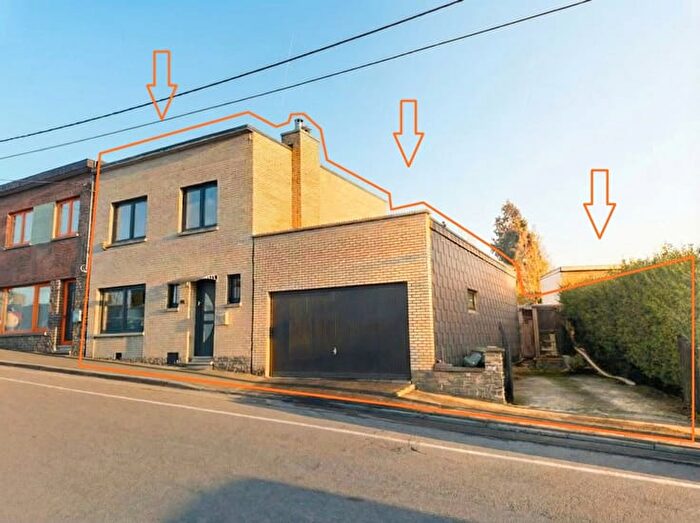 Rue Servais Malaise, Liège : Maison 3 pièces à vendre