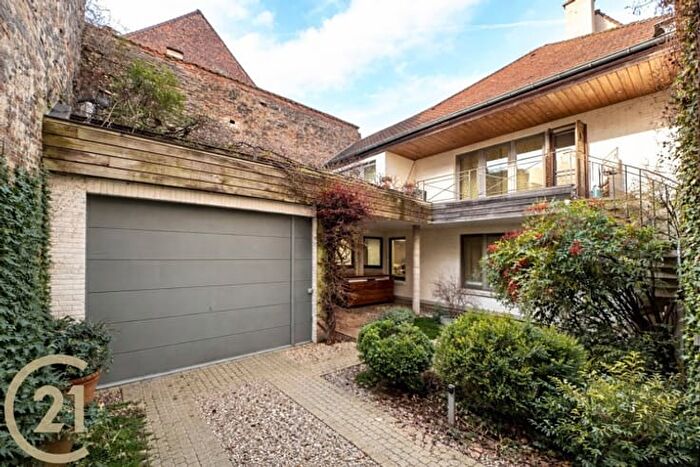 Place de Lille, Tournai : Maison 4 pièces à vendre