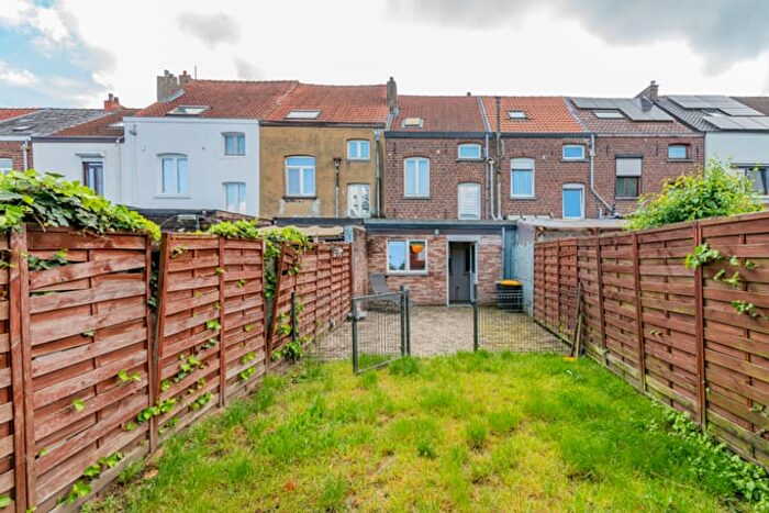 Maison 3 pièces à Pieter Michielsstraat, SintPietersLeeuw, à vendre