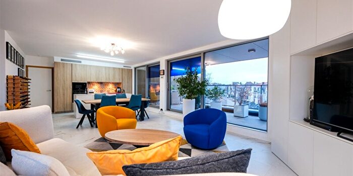 Moeskroen, Henegouwen - Appartement 4 pièces à vendre