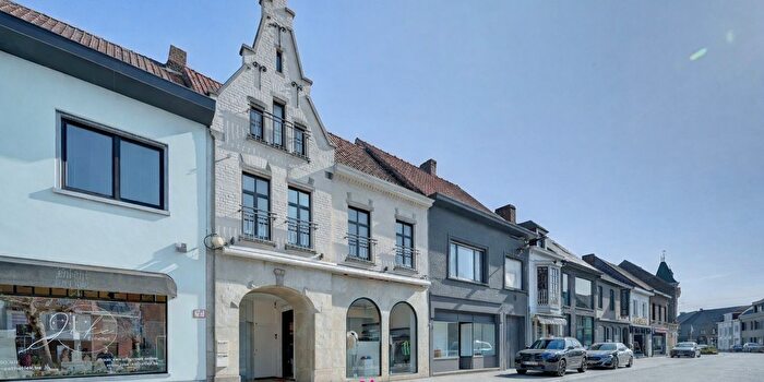 Maison 4 pièces à Kerkstraat, Kuurne, à vendre