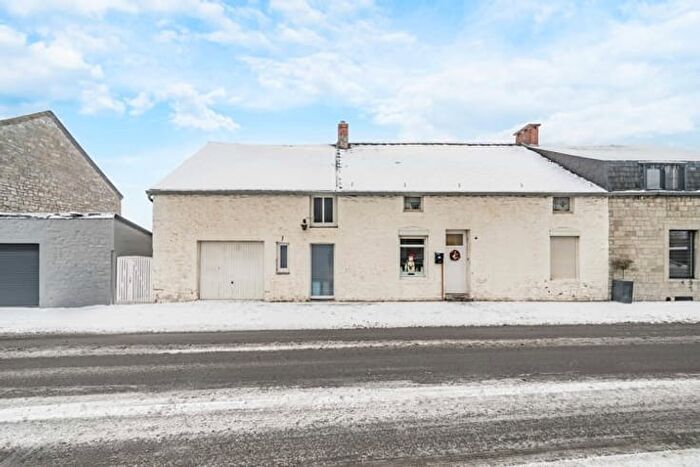Maison 10 pièces à vendre à Rue des Roches, Cerfontaine