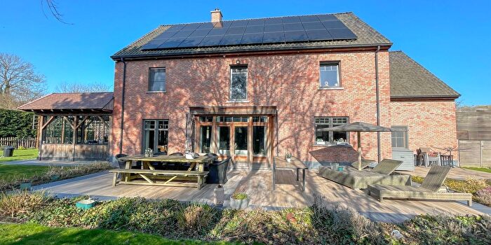 Clos de la Sucrerie, Escanaffles : Maison 6 pièces à vendre
