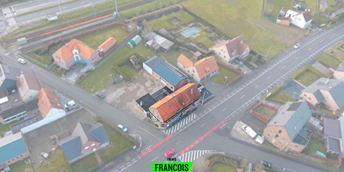 Maison 4 pièces à Poperingseweg, Vlamertinge, à vendre