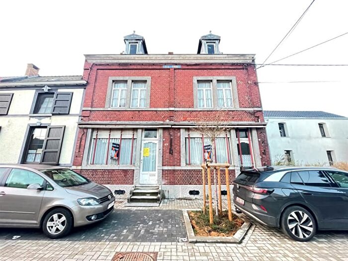 rue Reine Astrid, AULNOIS - Maison 2 pièces à vendre