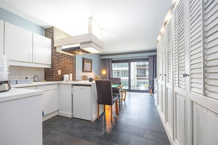 Appartement à Jean Van Hinsberghstraat, MIDDELKERKE, à vendre