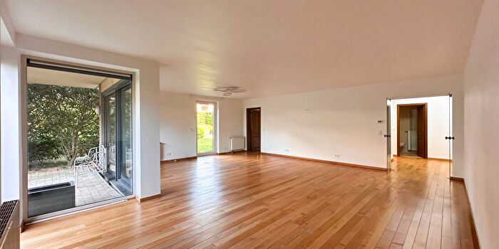 Appartement 3 pièces à Waterloo, WaalsBrabant, à louer