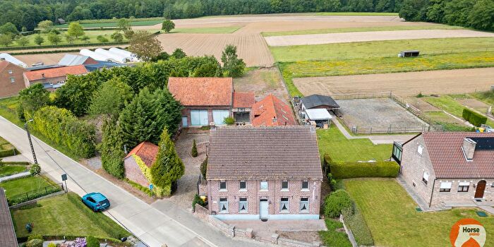 Maison 4 pièces à vendre à Oude Tiensestraat, Waanrode