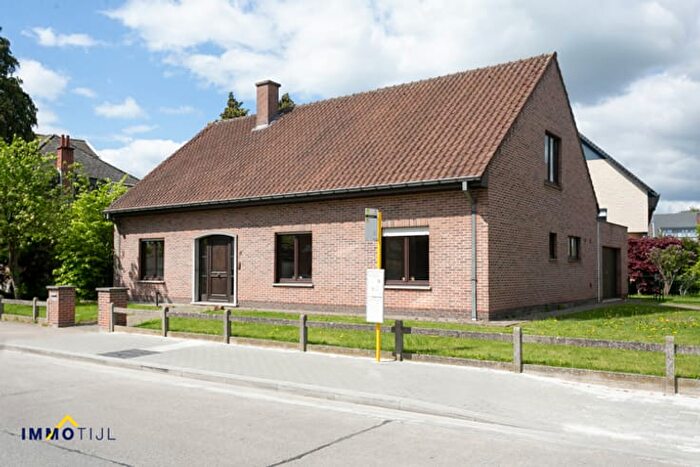 Maison 4 pièces à vendre à Hullekenstraat, Dendermonde