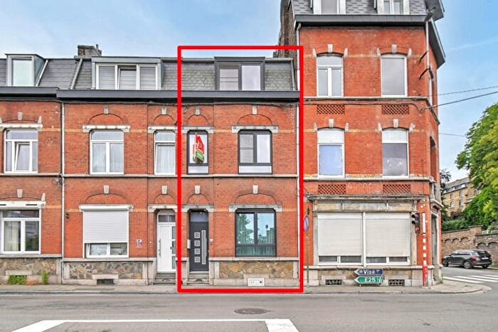 Maison 4 pièces à Rue Winston Churchill, Liège, à vendre