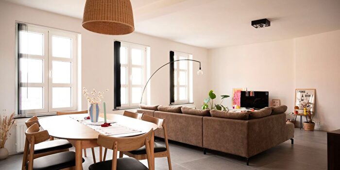 Gemeenteplein, Hoegaarden : Appartement 4 pièces à louer