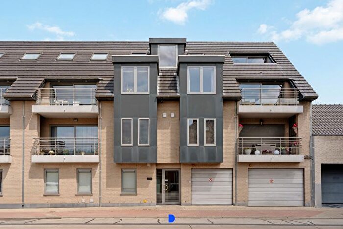 Appartement 8 pièces à vendre - Statiestraat, Passendale