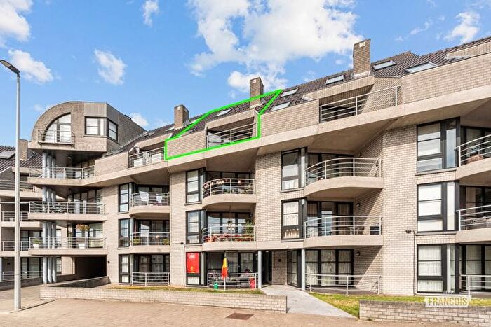 Appartement 5 pièces à SintAmandsberglaan, Oostende, à vendre