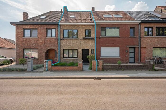 Maison 12 pièces à Karel Cartonstraat, SintMichiels, à vendre