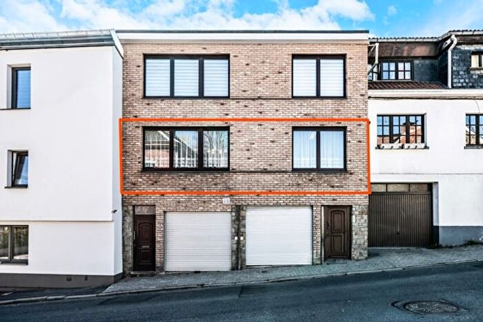 Appartement 2 pièces à vendre - Rue saint Bernard, b
