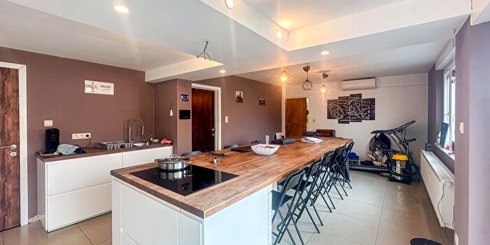 Maison 5 pièces à vendre - Rue des Mineurs, JemeppesurMeuse