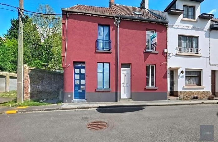 Rue de Pitié, Châtelet - Maison 3 pièces à vendre