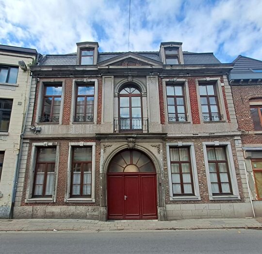 Rue Des Chartriers, Mons : Appartement 1 pièce à louer