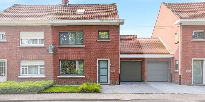 Ter Wallenstraat, Izegem : Maison 5 pièces à vendre
