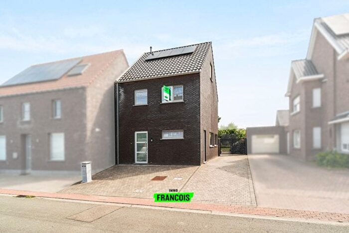 Maison 5 pièces à Oude Broekstraat, ErpeMere, à vendre