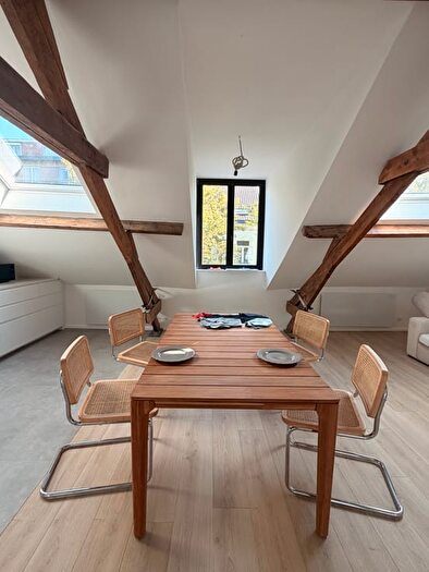 Appartement 5 pièces à Rue Du Chambge, Tournai, à vendre