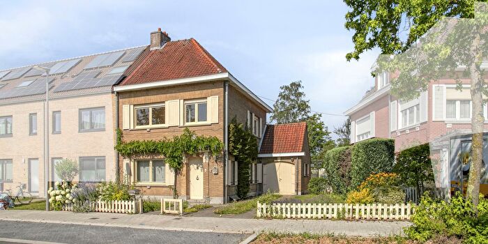 Dennenlaan, Kortrijk : Maison 3 pièces à vendre