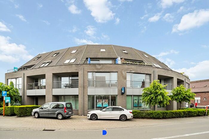 Kwadestraat, Rumbeke : Appartement 8 pièces à vendre