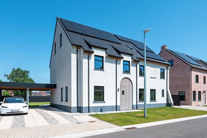 Huisblokstraat, Mol : Maison 4 pièces à vendre