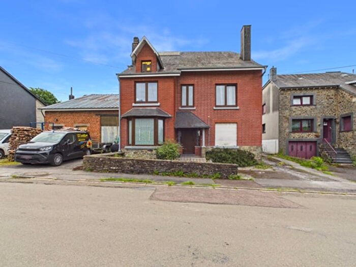 Maison 4 pièces à vendre à Rue de Burhaimont, Bertrix