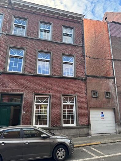 Rue Henri Neuman, BraineleComte - Maison 6 pièces à vendre