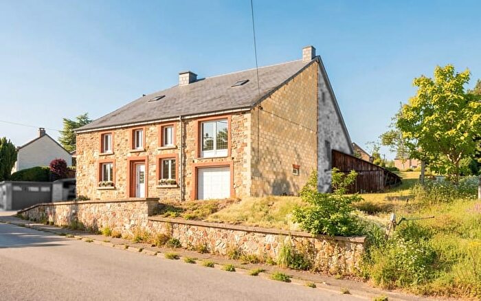 Maisons à vendre et appartements à louer - 3