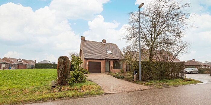 Maison 4 pièces à Slijkstraat, Wuustwezel, à vendre
