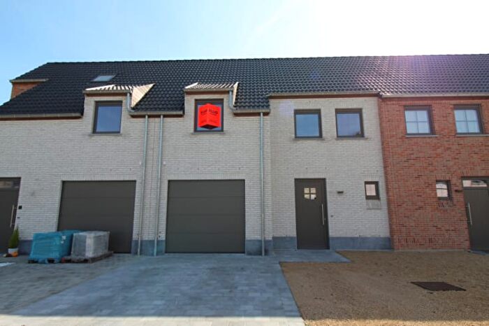 Bloemkoolstraat, Roeselare : Maison 8 pièces à louer