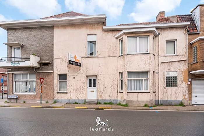Stationsplein, Ingelmunster - Maison 4 pièces à vendre