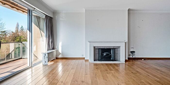 Appartement 3 pièces à Sneeuwbeslaan, Wilrijk, à vendre