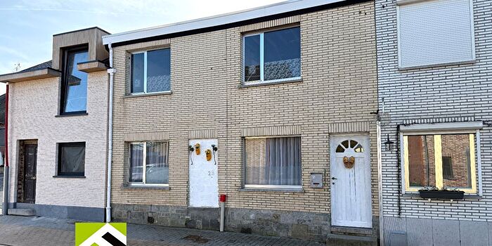Maison 4 pièces à vendre à Dorpsstraat, Tongeren